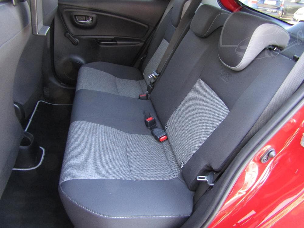 2020 Toyota YARIS - 28
