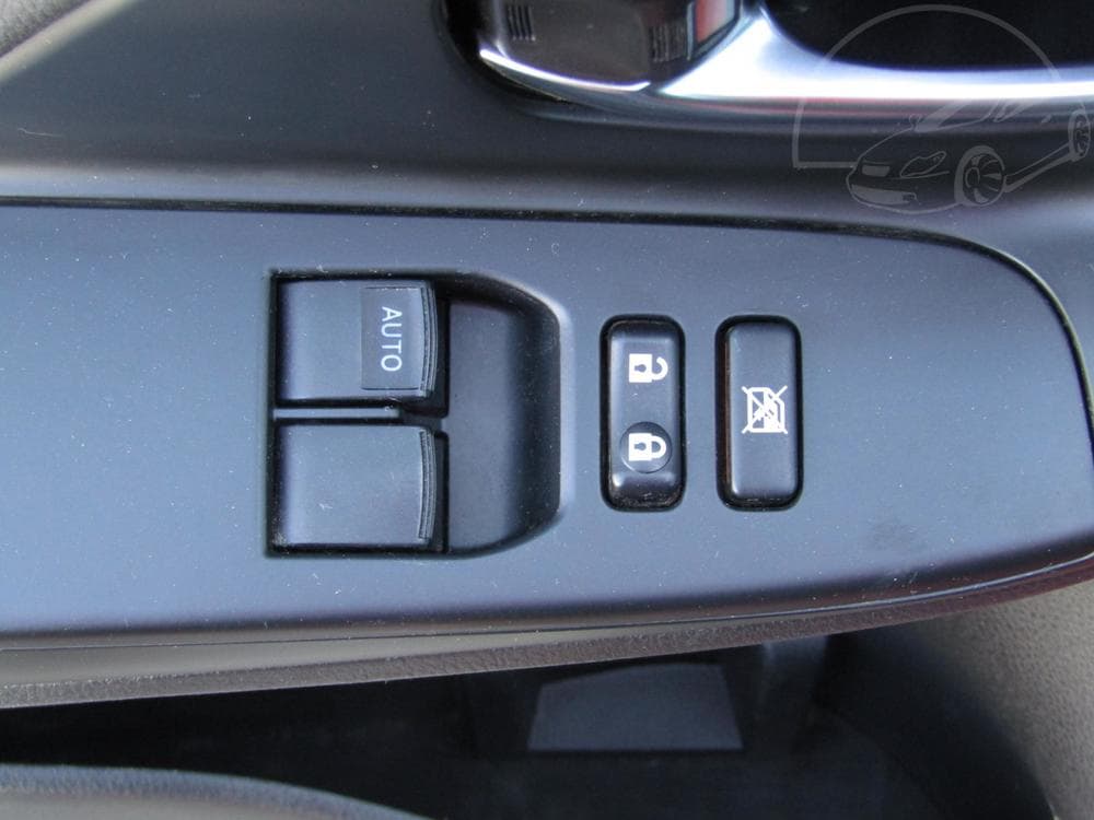 2020 Toyota YARIS - 31
