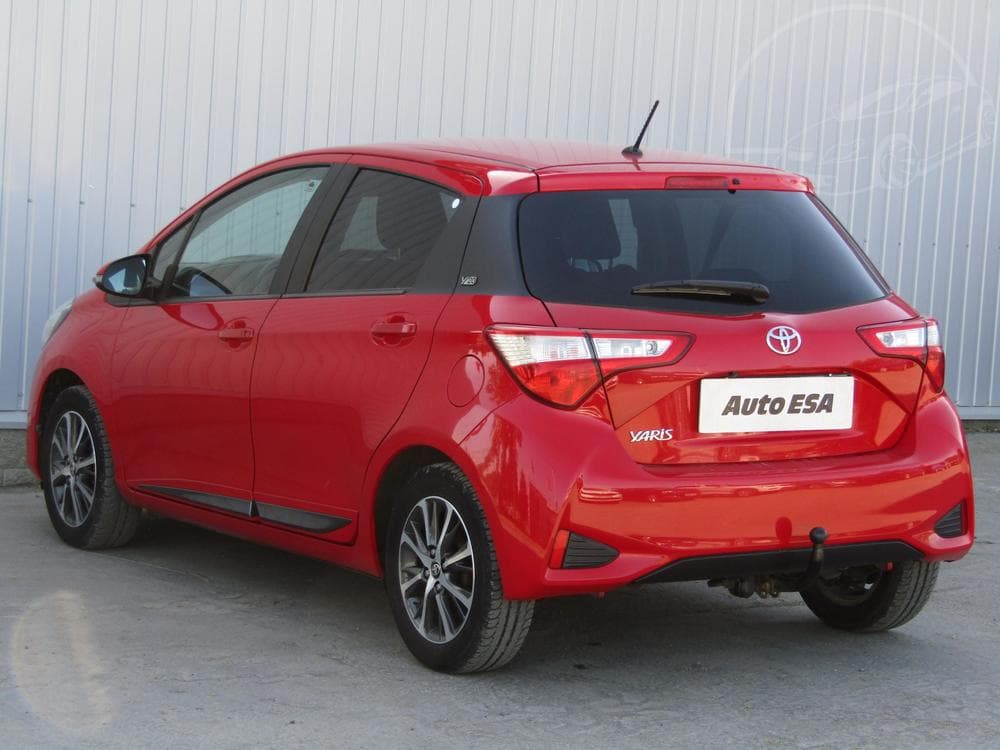 2020 Toyota YARIS - 16