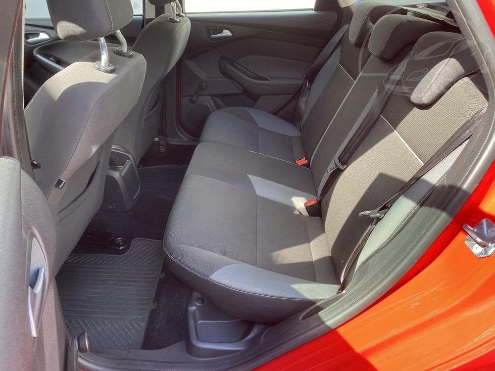 2012 Ford FOCUS - 19