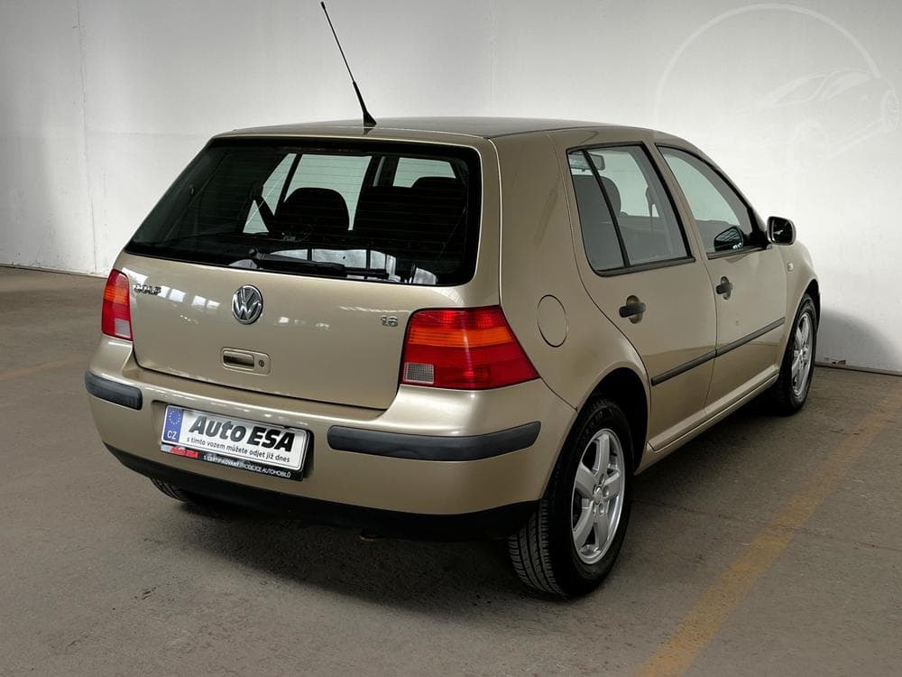 2002 Volkswagen GOLF - 4