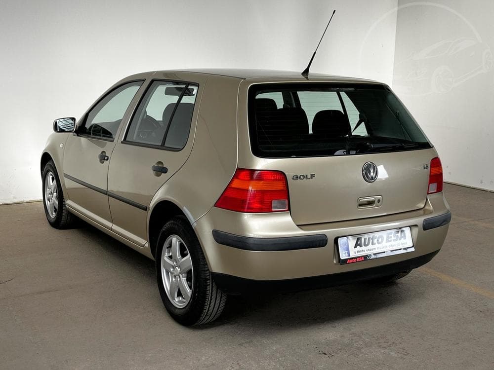 2002 Volkswagen GOLF - 6