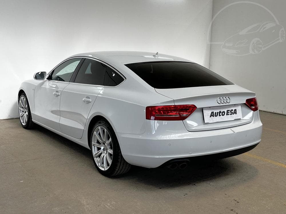 2011 Audi A5 - 16