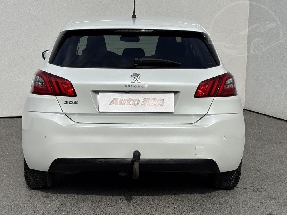 2018 Peugeot 308 - 5