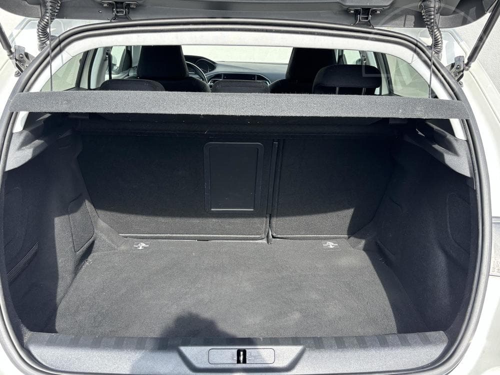 2018 Peugeot 308 - 7