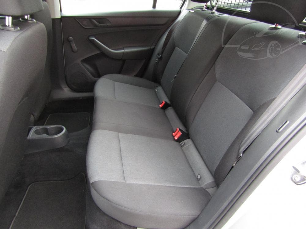 2013 Škoda RAPID - 19