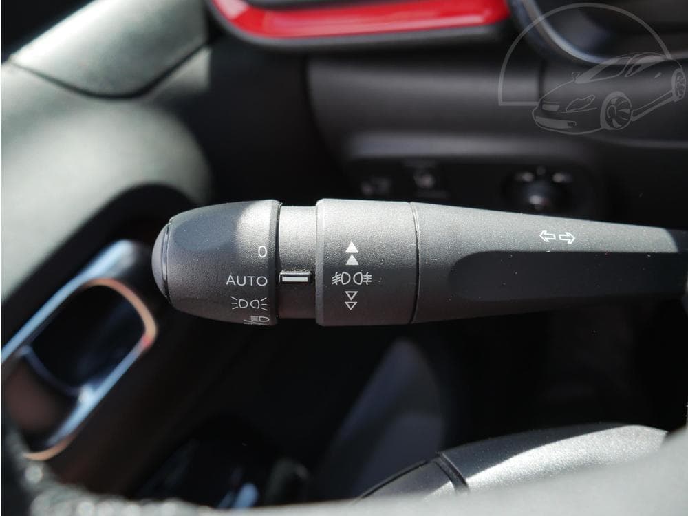2018 Citroen C3 - 14