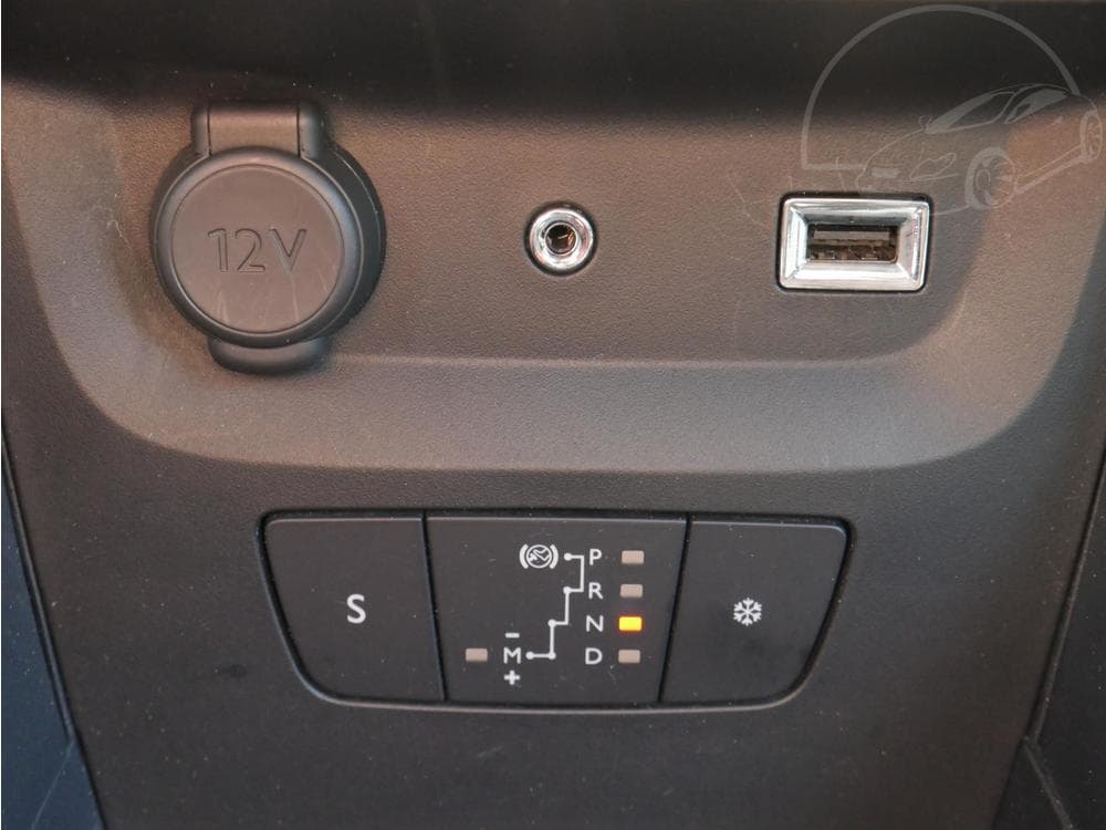 2018 Citroen C3 - 16