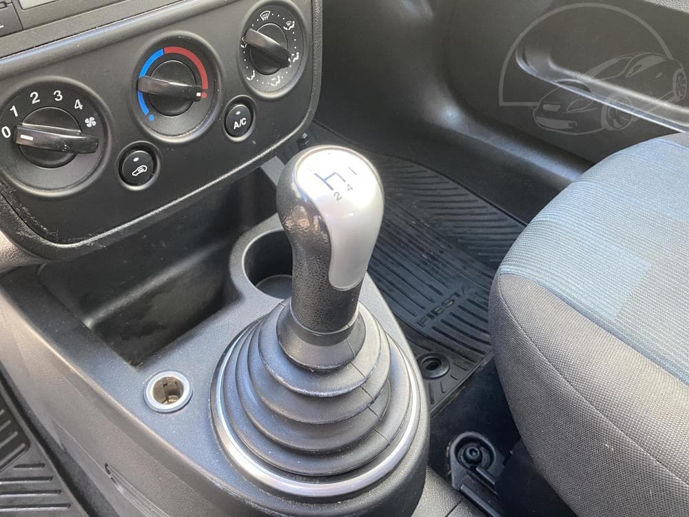 2007 Ford FIESTA - 15