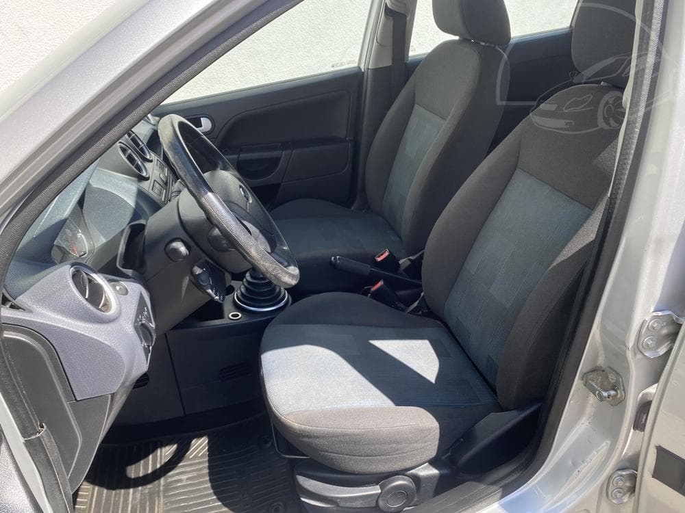 2007 Ford FIESTA - 9