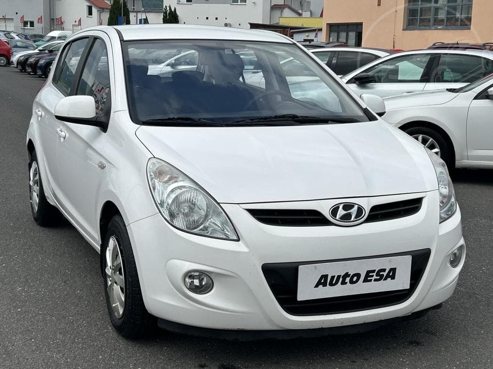 2012 Hyundai i20