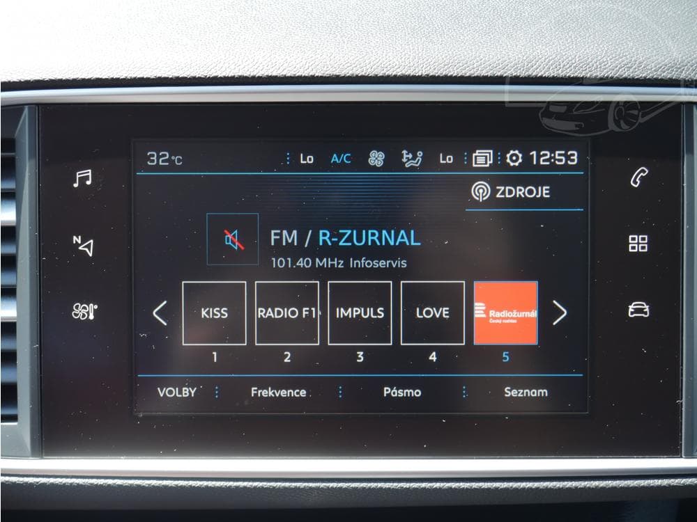 2018 Peugeot 308 - 18