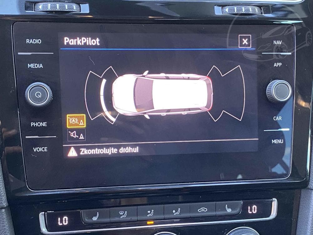 2019 Volkswagen GOLF - 17