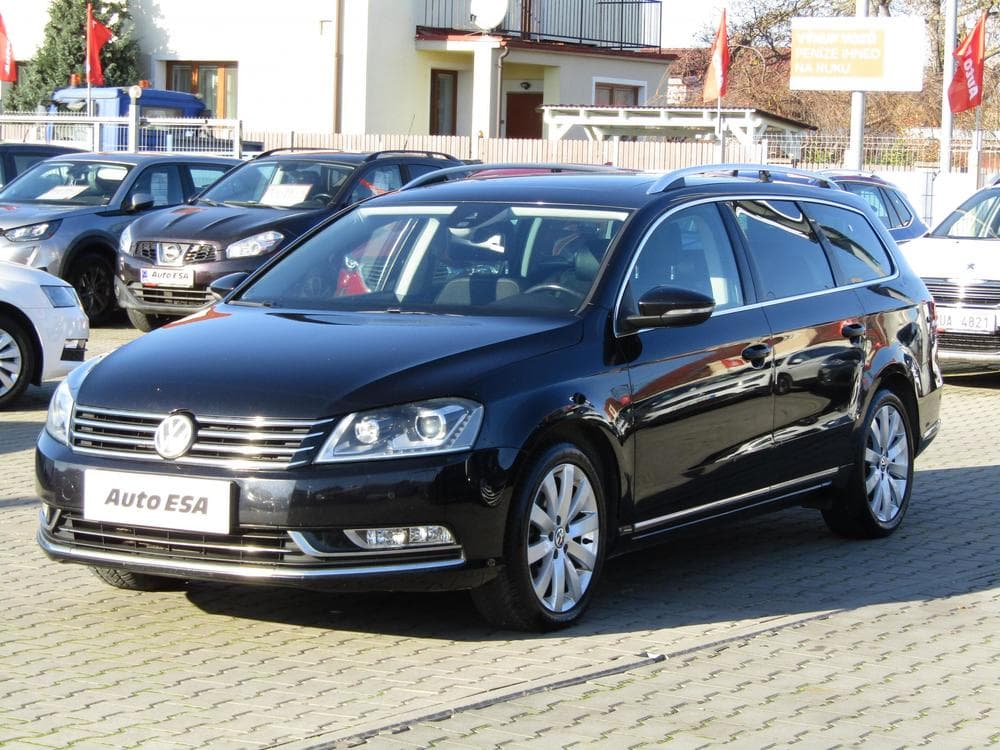 2012 Volkswagen PASSAT - 7
