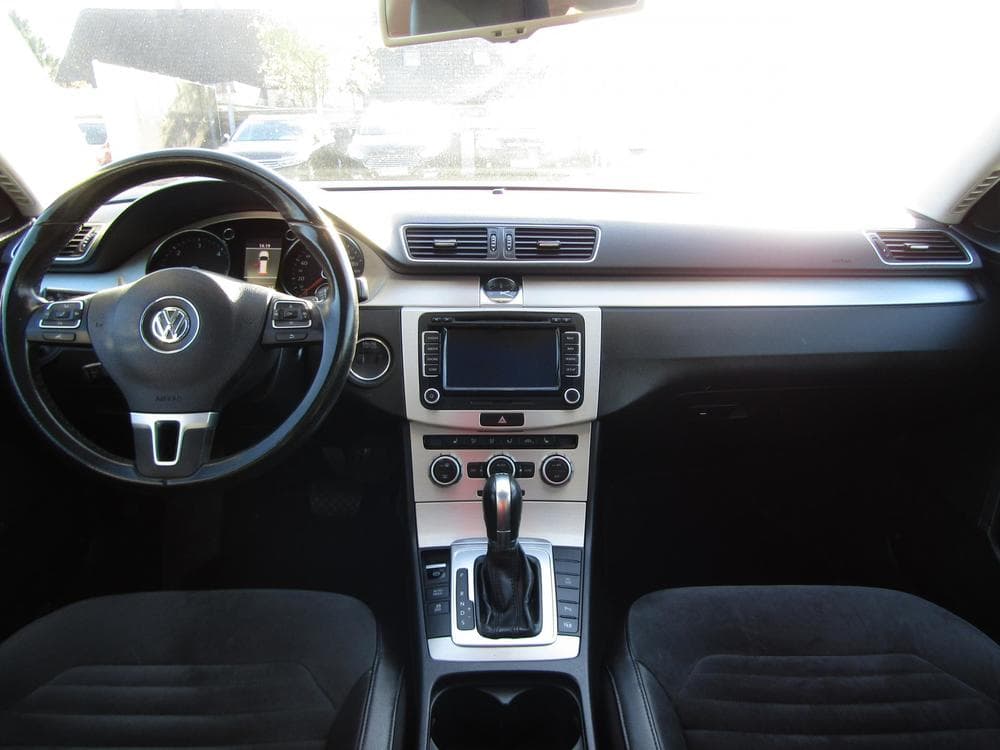2012 Volkswagen PASSAT - 22