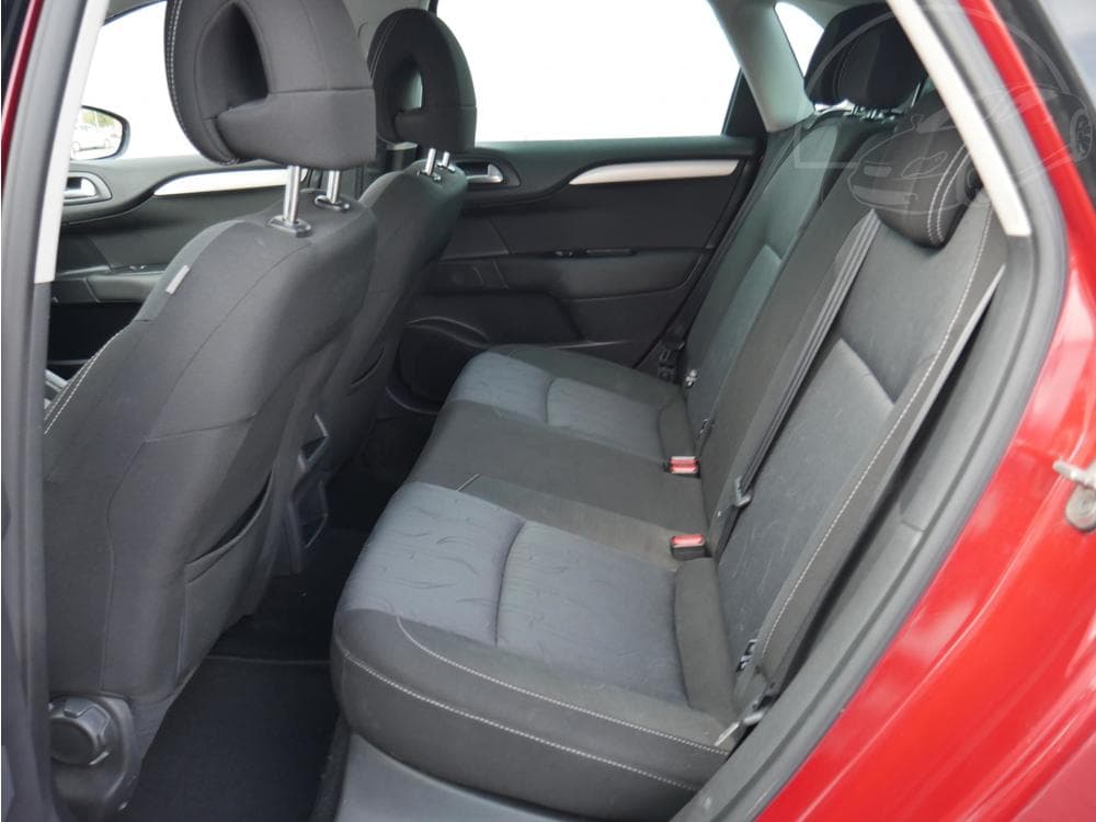 2011 Citroen C4 - 10