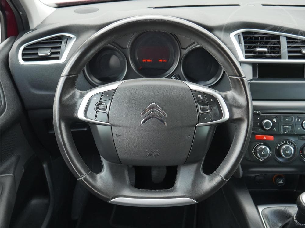 2011 Citroen C4 - 11