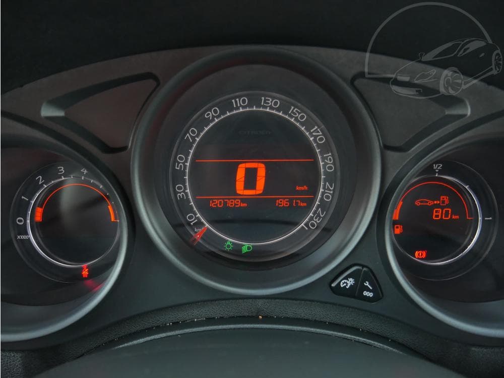 2011 Citroen C4 - 17