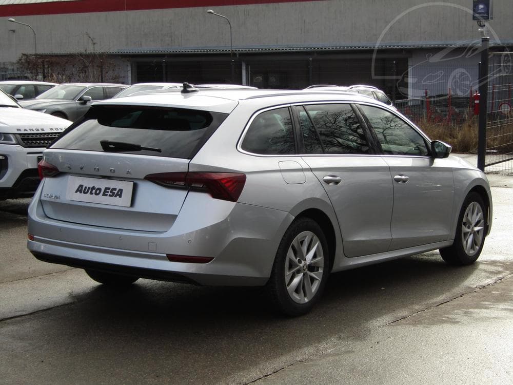 2021 Škoda OCTAVIA - 10