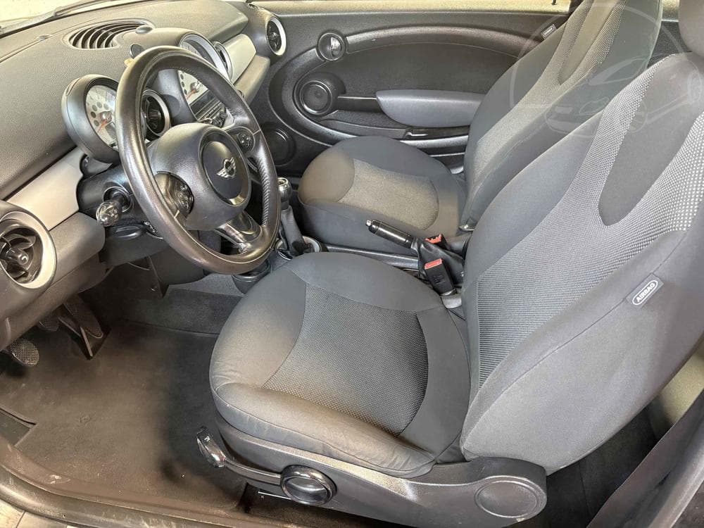 2011 Mini COOPER - 9