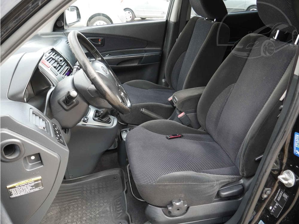 2010 Hyundai TUCSON - 9