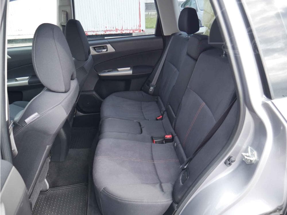2009 Subaru FORESTER - 11