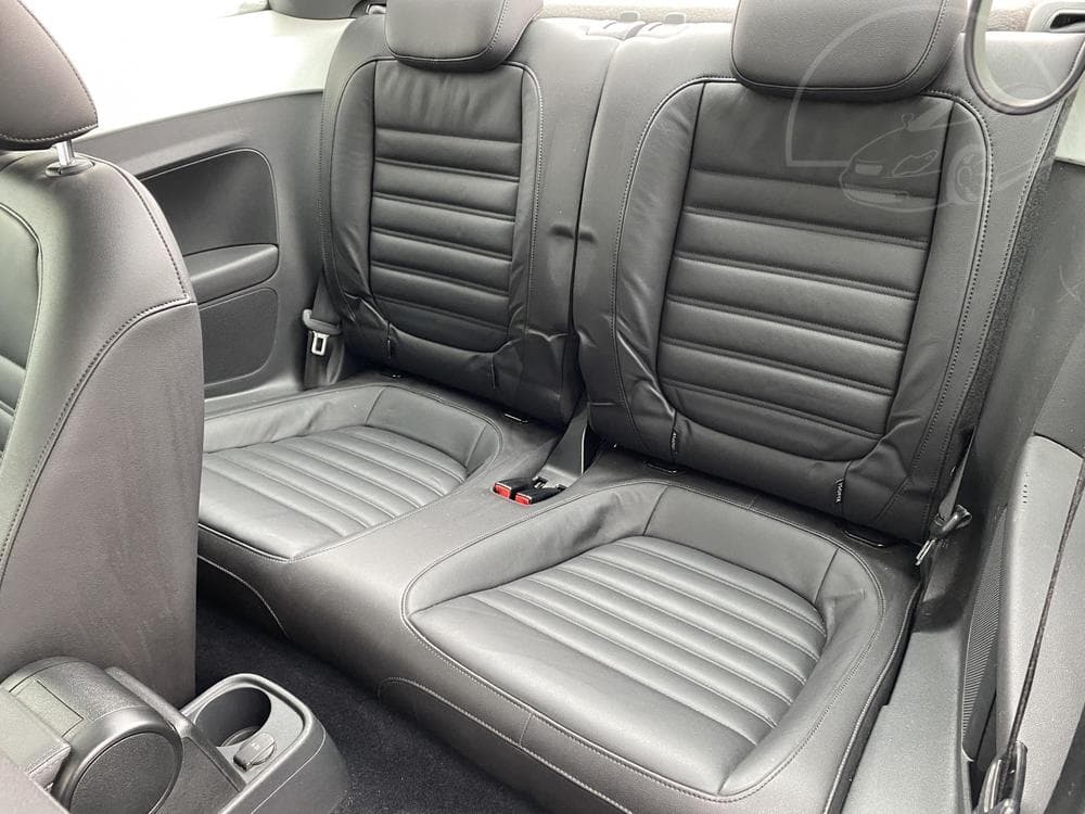 2013 Volkswagen BEETLE - 10
