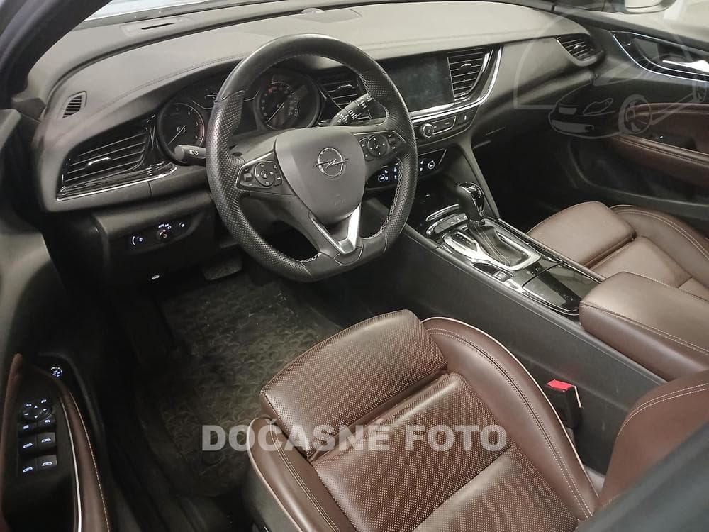 2018 Opel Insignia - 3