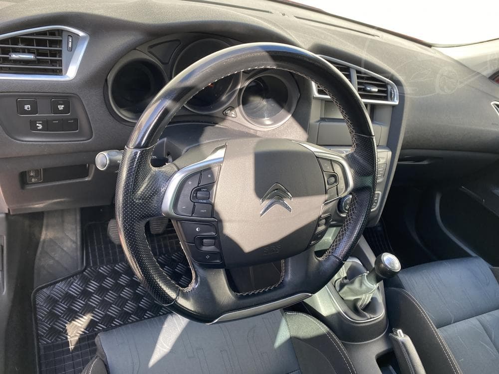 2012 Citroen C4 - 13