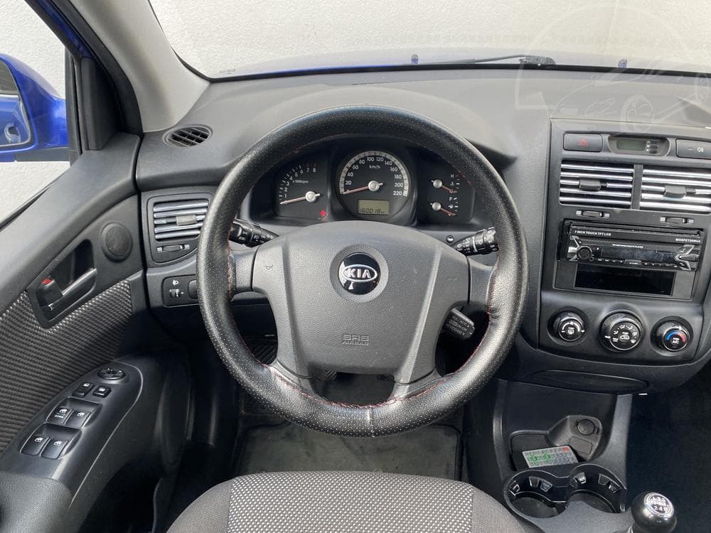 2005 Kia SPORTAGE - 11