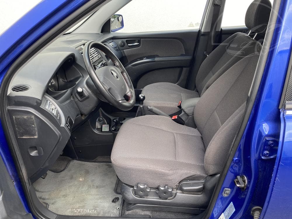 2005 Kia SPORTAGE - 9