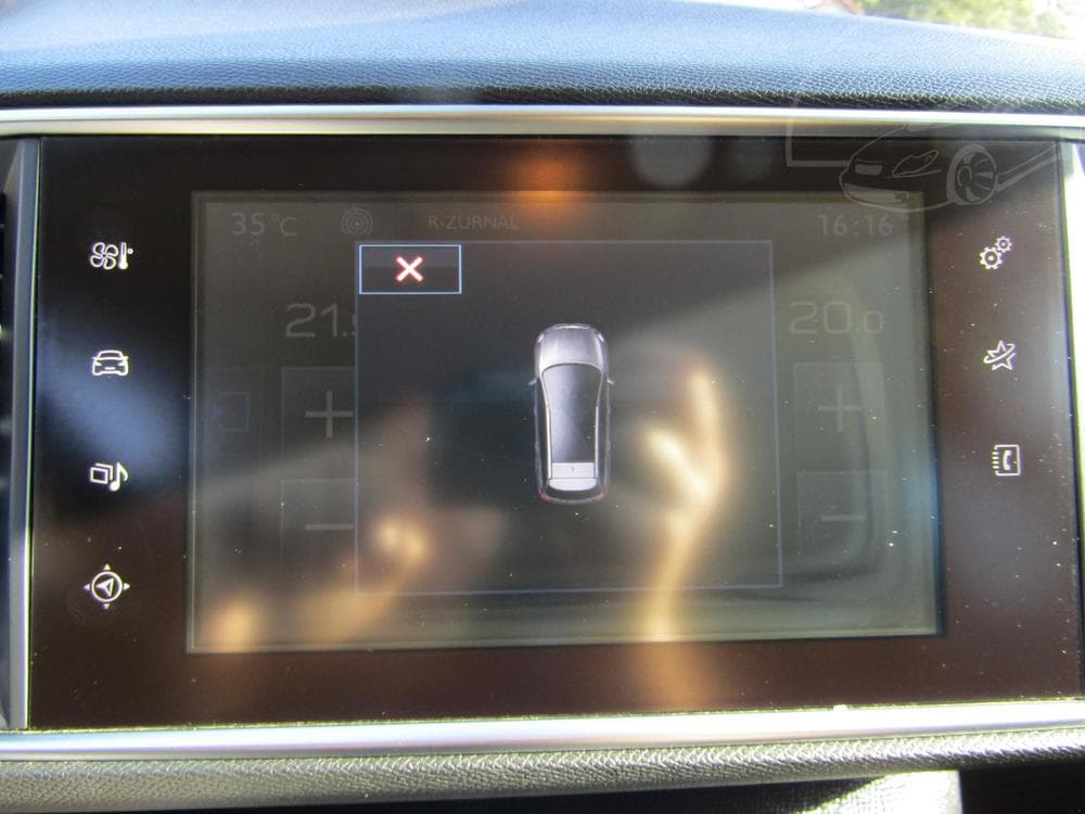 2014 Peugeot 308 - 13