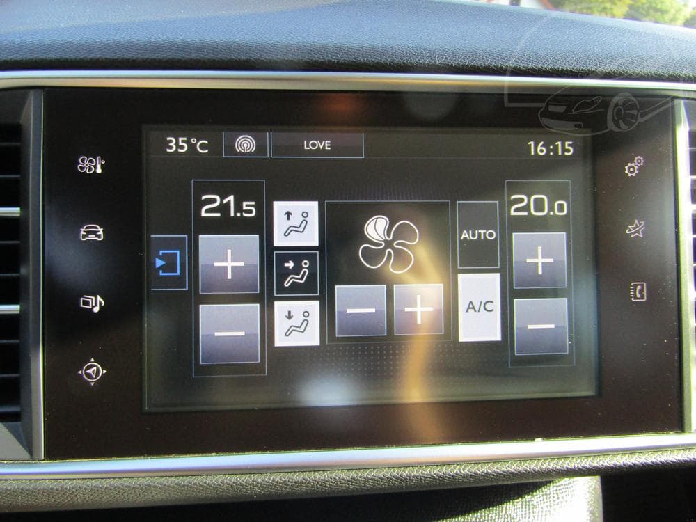 2014 Peugeot 308 - 14