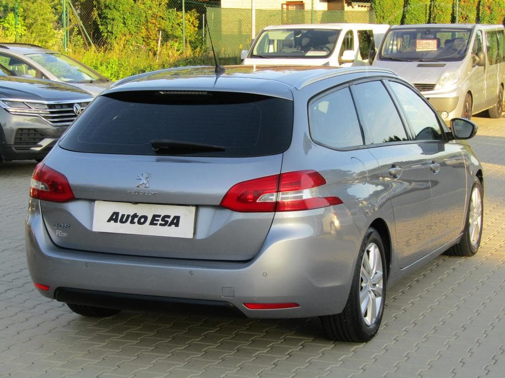 2014 Peugeot 308 - 6