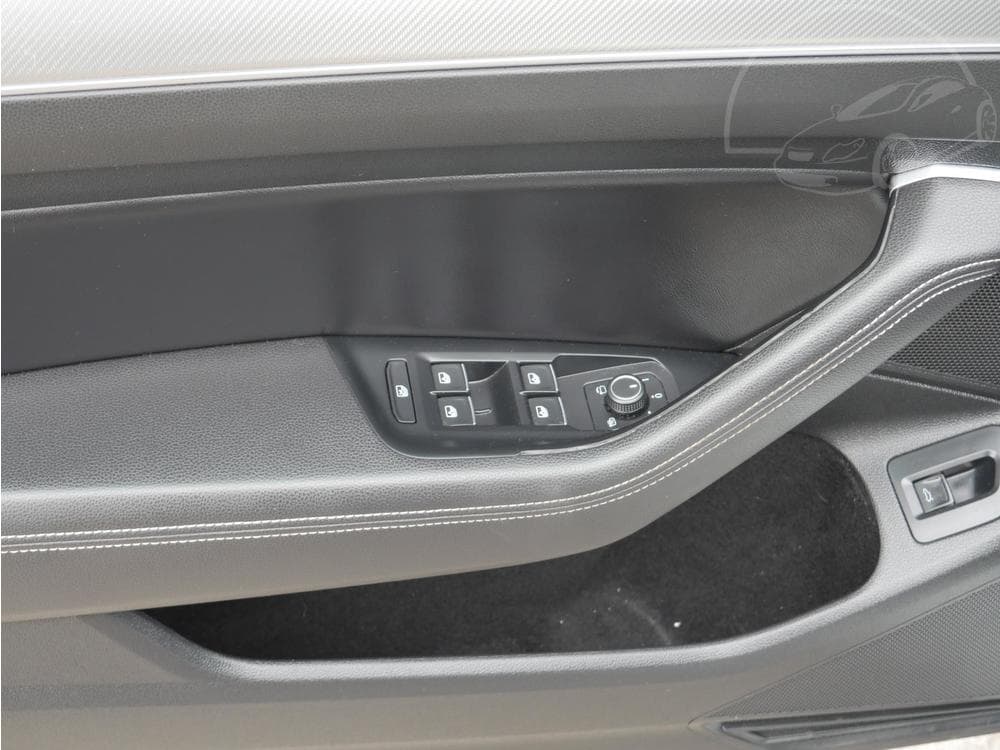 2017 Volkswagen PASSAT - 65