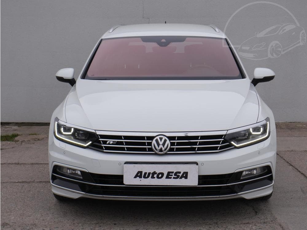 2017 Volkswagen PASSAT - 5