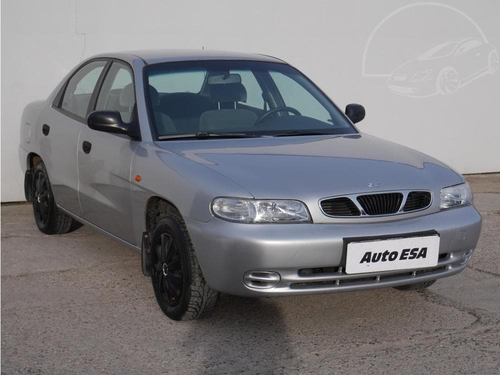 1999 Daewoo NUBIRA