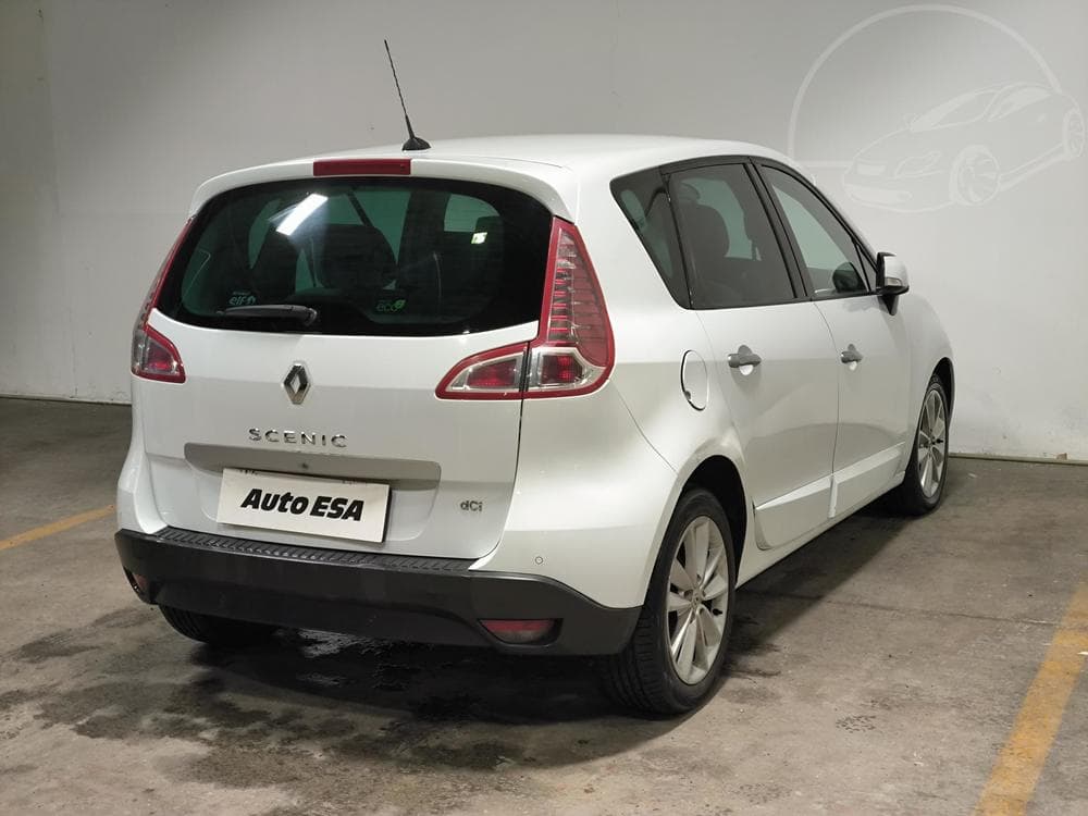 2009 Renault MEGANE - 6