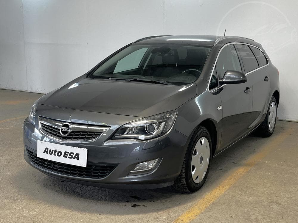 2011 Opel ASTRA - 3