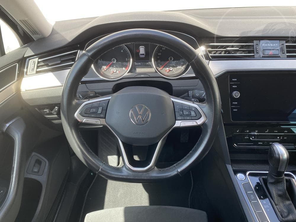 2020 Volkswagen PASSAT - 11