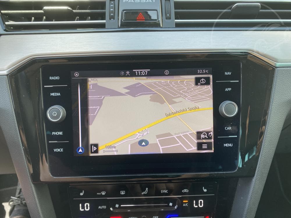 2020 Volkswagen PASSAT - 19