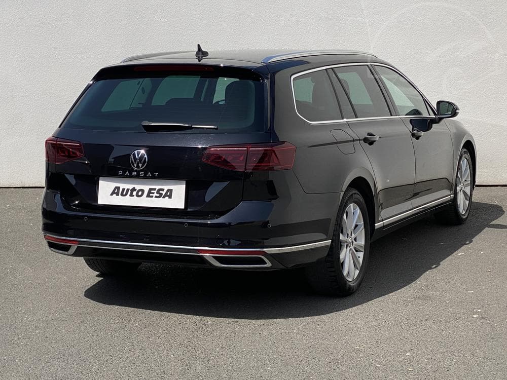 2020 Volkswagen PASSAT - 4
