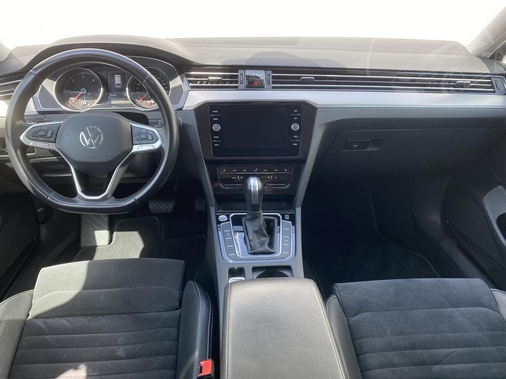 2020 Volkswagen PASSAT - 8