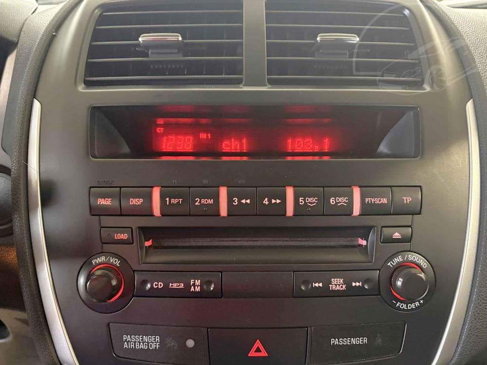 2011 Mitsubishi ASX - 11