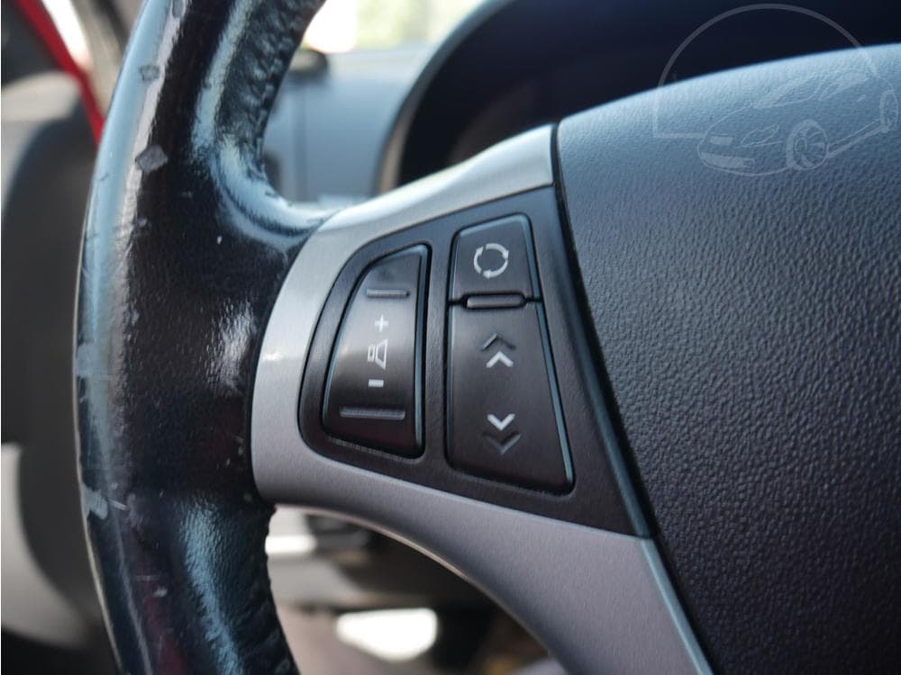 2010 Hyundai i30 - 12