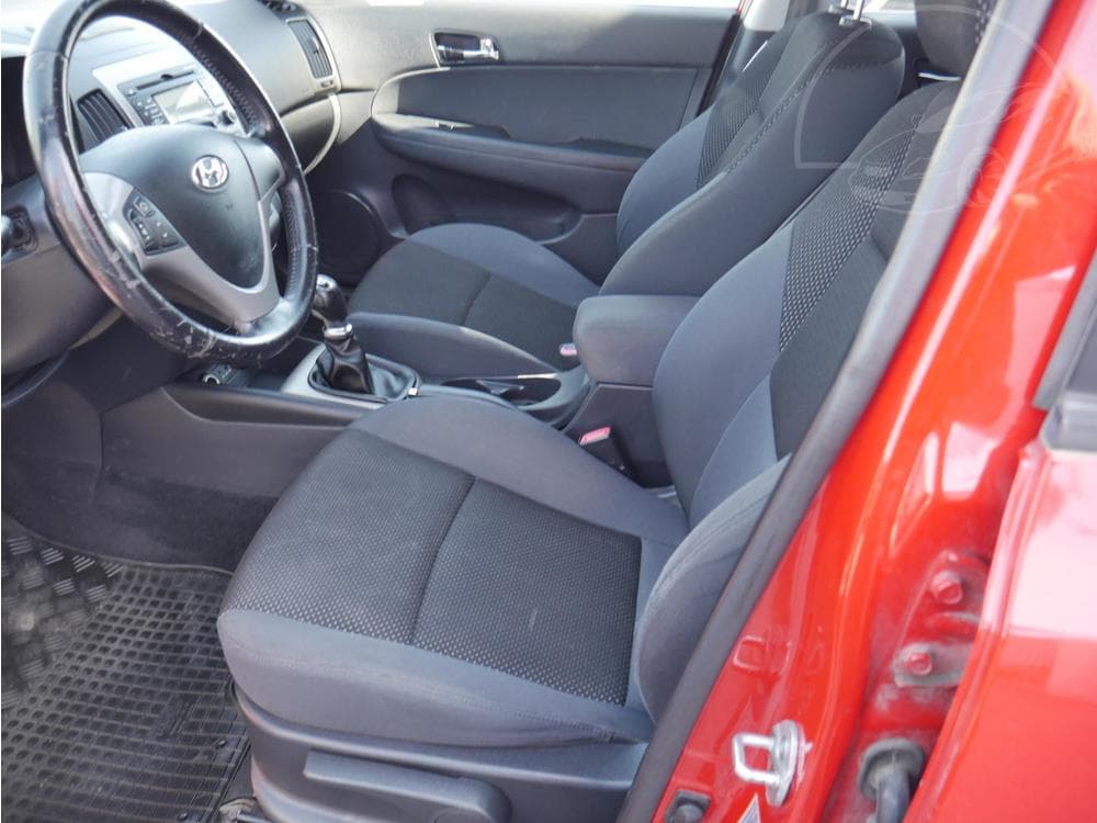 2010 Hyundai i30 - 9