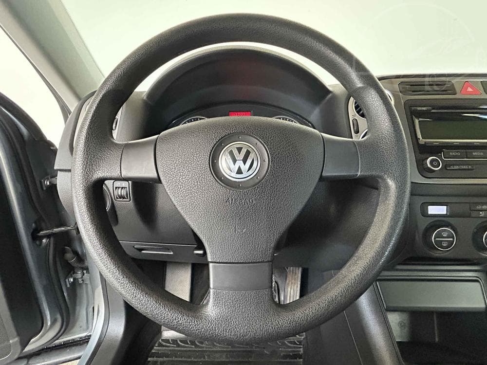 2009 Volkswagen TIGUAN - 12