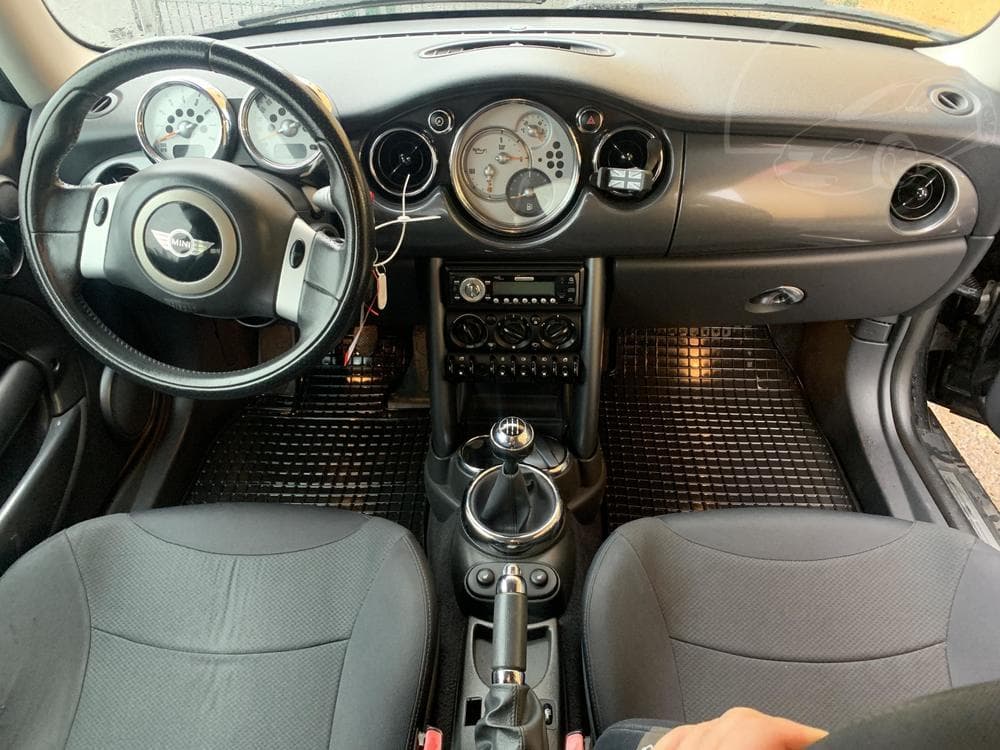 2005 Mini ONE - 8