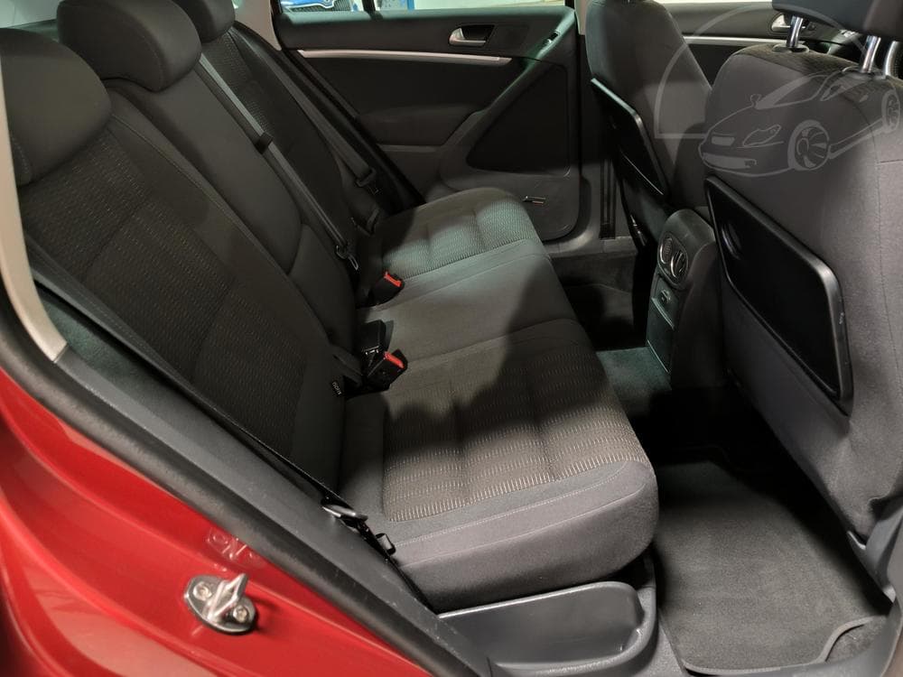 2014 Volkswagen Tiguan - 11