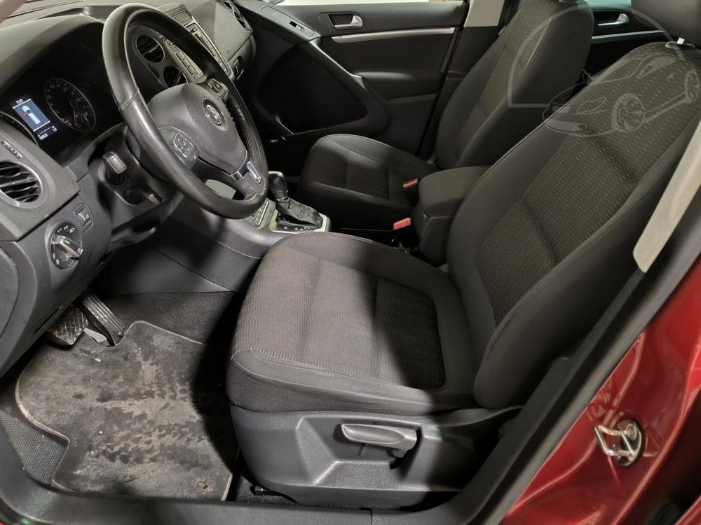 2014 Volkswagen Tiguan - 9
